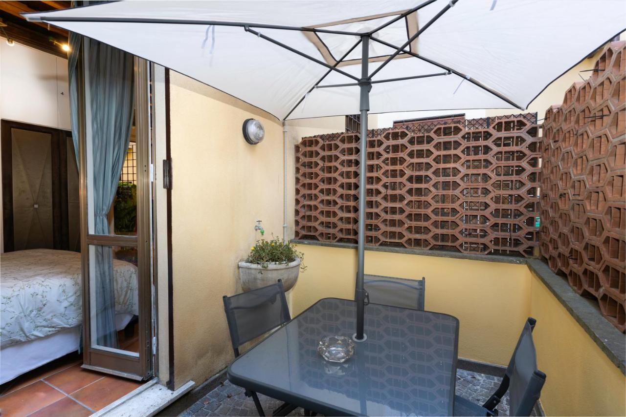 Quiet Trevi Fountain Apartment With Patio And Backyard Roma Dış mekan fotoğraf